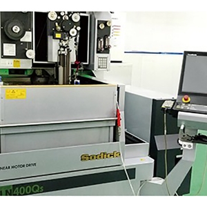 模具部-Sodic慢走絲加工